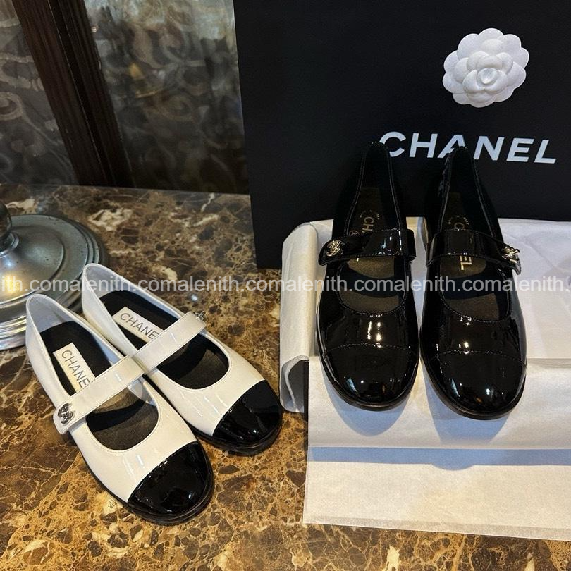 Chanel 23K White Patent Leather Mary Jane