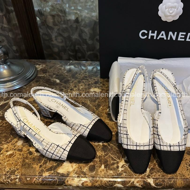 Chanel 24C Collection – Gold Thread Tweed Slingback Heels